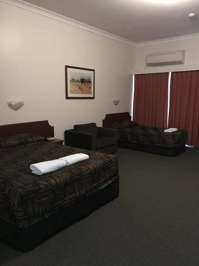 The Kidman Wayside Inn กริฟฟิท ภายนอก รูปภาพ
